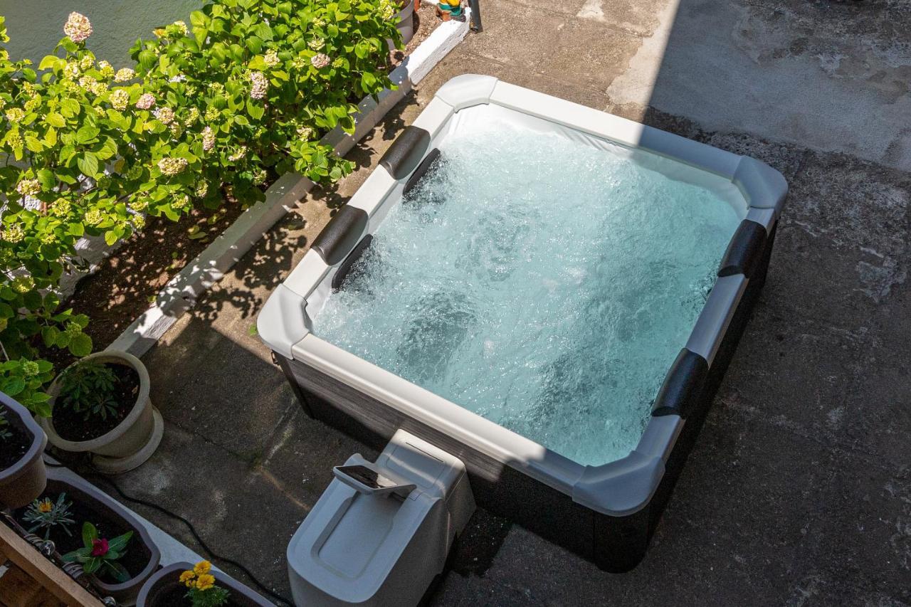 Self Check-In Apartment With Jacuzzi Mostar Exteriör bild